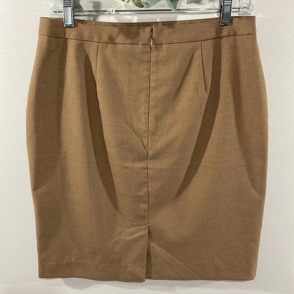 NWOT Banana Republic Tailored Pencil Skirt Camel 6P - Picture 2 of 12